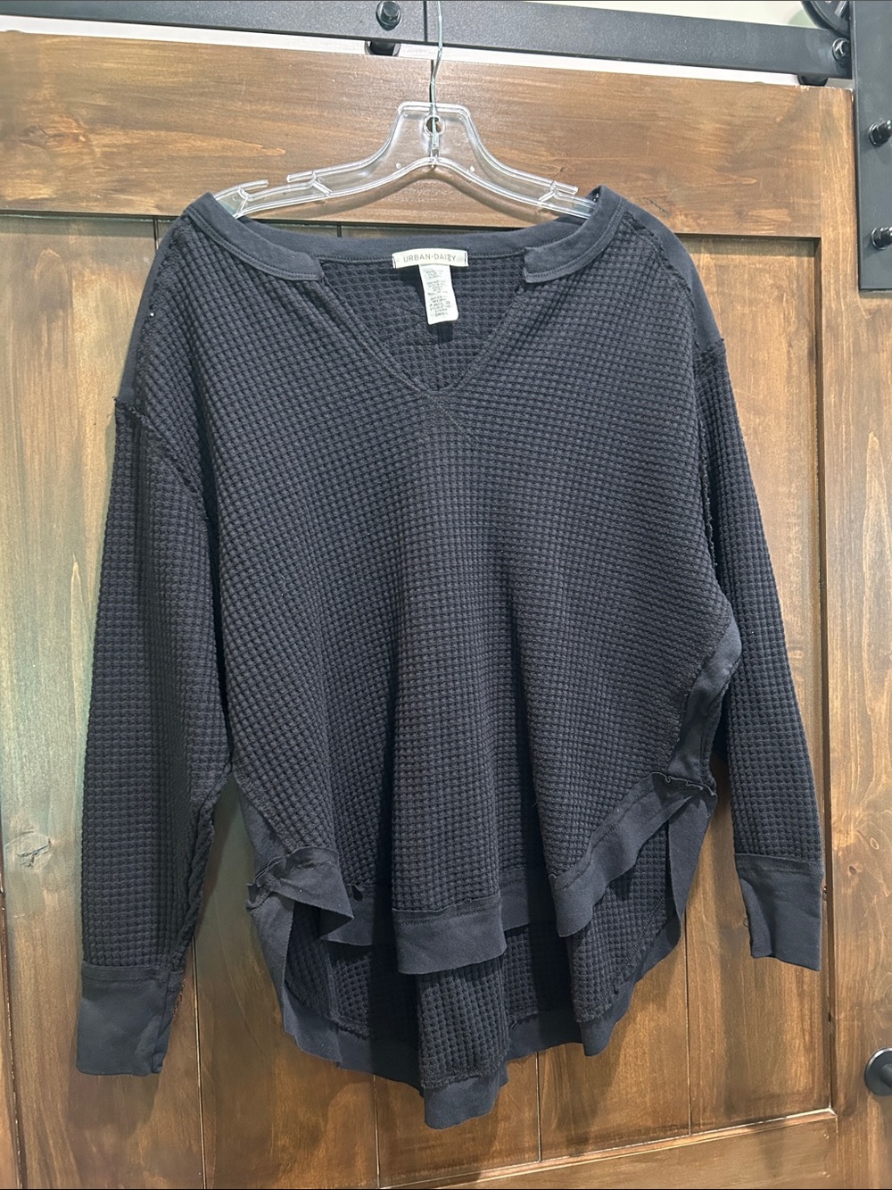 A18 Urban Daizy-- Black Waffle Knit Long Sleeve Top -- Size Small